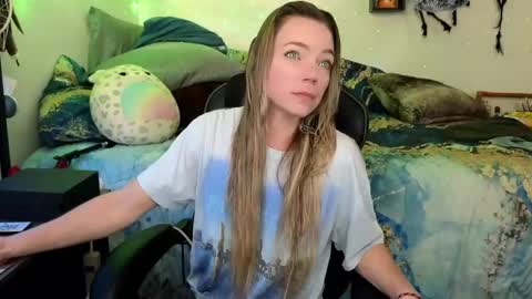 Mindy Mars online show from 02.24.25