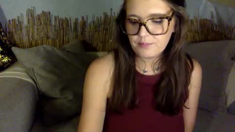 Snapshot of mindymounds chatting on 05.08.26 Mindy online show from 05.08.26