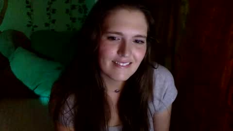 Snapshot of mindymounds chatting on 05.14.26 Mindy online show from 05.14.26