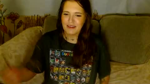 Snapshot of mindymounds chatting on 06.14.26 Mindy online show from 06.14.26