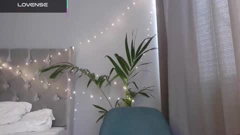   Mini Mila Kunis ft Ashton Katchero. Follow me to stay in touch  online show from 12.04.25