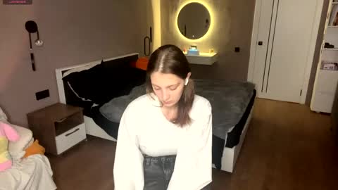 Asti online show from 04.02.26