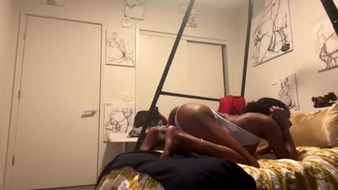 Snapshot of minniehunney chatting on 01.14.25 minniehunney online show from 01.14.25