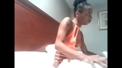 Snapshot of minniehunney chatting on 01.24.25 minniehunney online show from 01.24.25