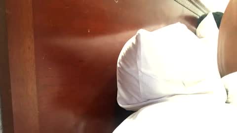 Snapshot of minniehunney chatting on 10.18.25 minniehunney online show from 10.18.25