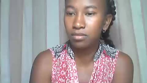 minouch211907 online show from 11.10.25