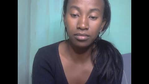 minouch211907 online show from 05.19.26