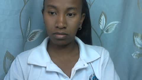 minouch211907 online show from 07.04.26