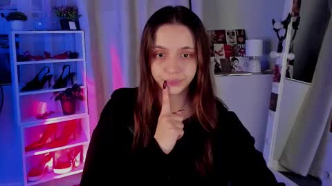 Snapshot of mipsymipson chatting on 11.04.25 NEXT STREAM NOVEMBER 27282930 online show from 11.04.25