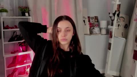 Snapshot of mipsymipson chatting on 11.06.25 NEXT STREAM NOVEMBER 27282930 online show from 11.06.25