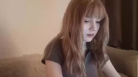 Snapshot of mira_doll chatting on 12.17.25 Mira doll online show from 12.17.25