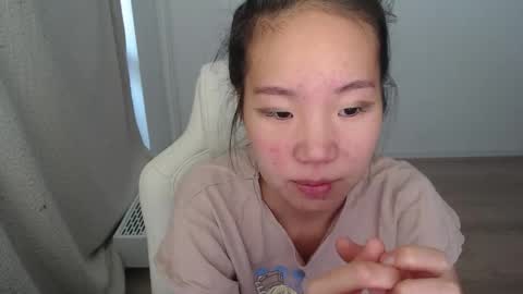 mira_g online show from 10.10.25