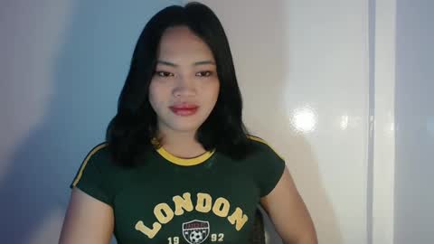 Snapshot of mira_luna222 chatting on 03.06.25 Mira Bella online show from 03.06.25