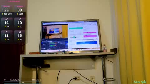 Snapshot of mira_sph chatting on 10.18.25 Mira Sph online show from 10.18.25