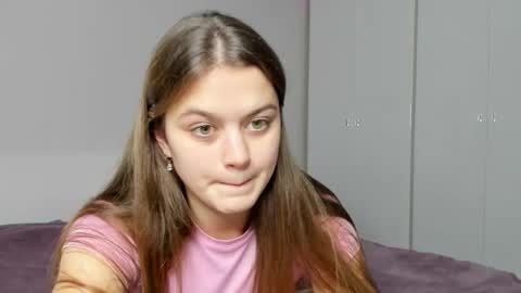 Snapshot of miraa_m chatting on 11.15.25 Mira online show from 11.15.25