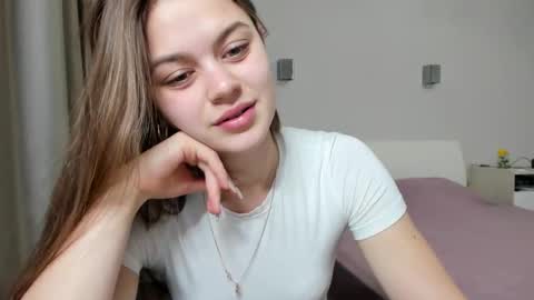 Snapshot of miraa_m chatting on 11.25.25 Mira online show from 11.25.25