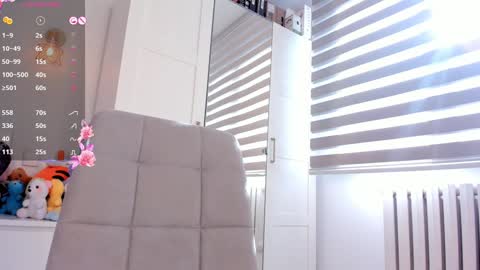 Snapshot of miraann chatting on 02.04.25 Mirana online show from 02.04.25