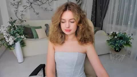 Emma online show from 10.23.25