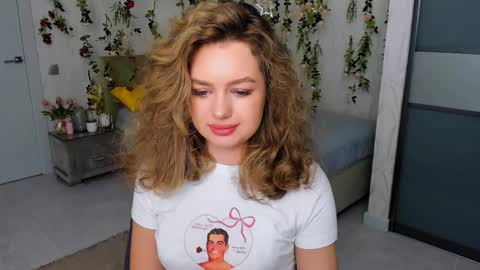 Emma online show from 10.24.25