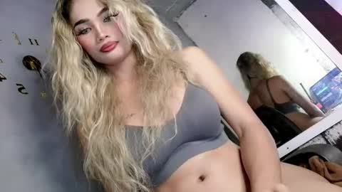 Zoey online show from 06.23.26