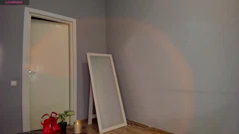 Meera online show from 03.10.25