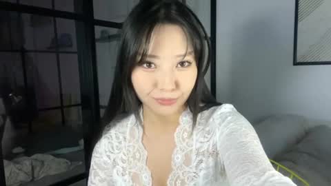 mirafloat online show from 10.18.25