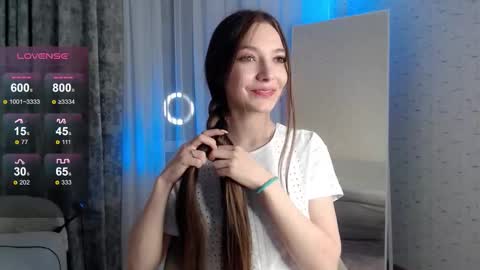 Snapshot of mirage1_ chatting on 12.15.25 mirage1_ online show from 12.15.25