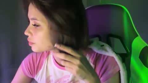 MiraLaPics online show from 04.09.26