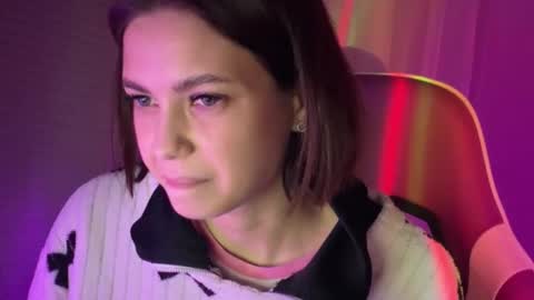 MiraLaPics online show from 04.14.26