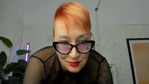 mirandagill online show from 12.02.24