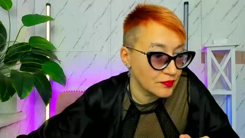 mirandagill online show from 12.04.24