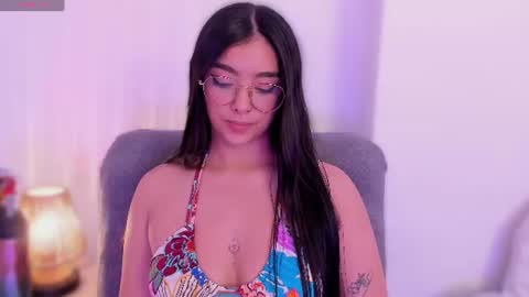 Snapshot of mirandajohnson_ chatting on 07.18.26 Miranda online show from 07.18.26