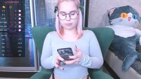 Kira online show from 01.12.25