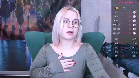 Kira online show from 02.05.25