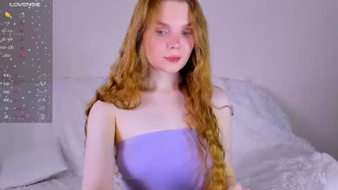 Snapshot of mirey_sky chatting on 06.12.26 Mirey online show from 06.12.26