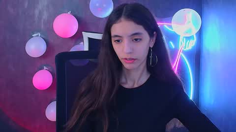 Snapshot of miri_miss chatting on 02.15.25 Miri online show from 02.15.25