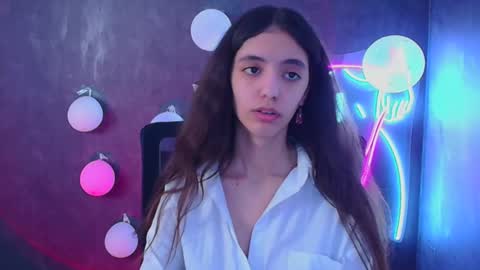 Snapshot of miri_miss chatting on 03.05.25 Miri online show from 03.05.25