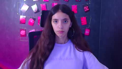 Snapshot of miri_miss chatting on 10.27.25 Miri online show from 10.27.25