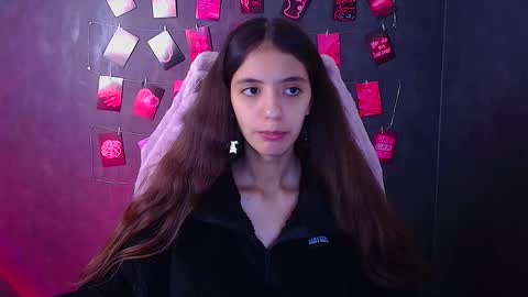 Snapshot of miri_miss chatting on 11.02.25 Miri online show from 11.02.25