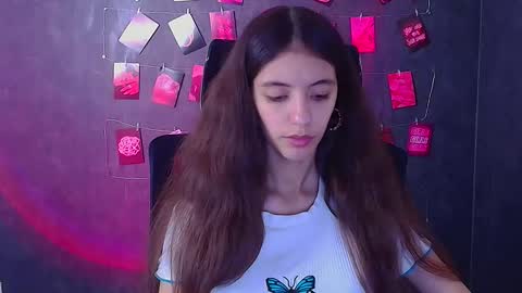 Snapshot of miri_miss chatting on 11.07.25 Miri online show from 11.07.25