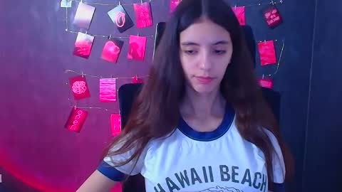 Snapshot of miri_miss chatting on 11.29.25 Miri online show from 11.29.25