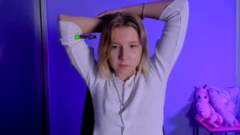 miriam_crazy online show from 10.15.25