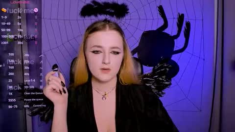 miriam_crazy online show from 10.20.25