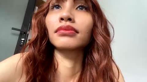 Snapshot of mirischlxyz chatting on 10.14.25 Miriam Schl online show from 10.14.25