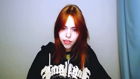 misaki_chan_ online show from 11.21.25