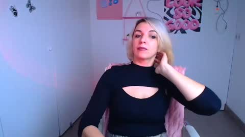 Mishelle online show from 12.02.25