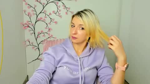 Mishelle online show from 12.20.25