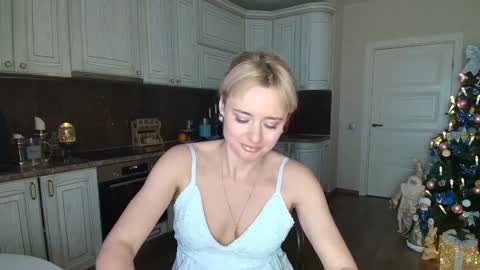 Snapshot of miss4motivated chatting on 12.14.24 Kris online show from 12.14.24