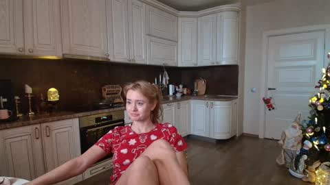 Snapshot of miss4motivated chatting on 12.27.24 Kris online show from 12.27.24