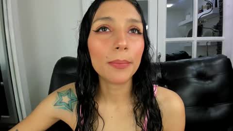 Snapshot of miss___evangeline chatting on 03.05.25 Evangeline online show from 03.05.25